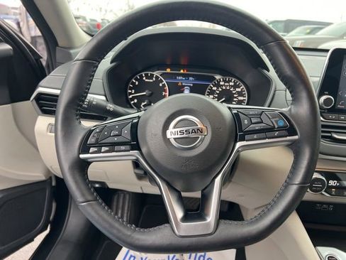 Used 2020 Nissan Altima 2.5 SV image 13