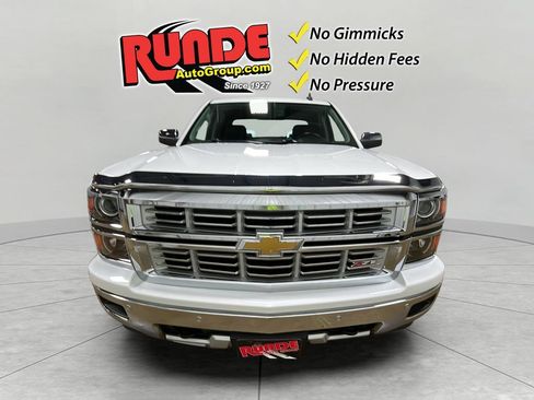 Used 2015 Chevrolet Silverado 1500 LTZ Z71 w/ LTZ Plus Package AWD/4WD image 9