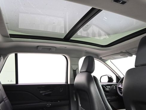 New 2026 Lincoln Aviator Reserve image 17