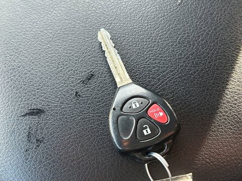 Used 2015 Toyota 4Runner SR5 image 33