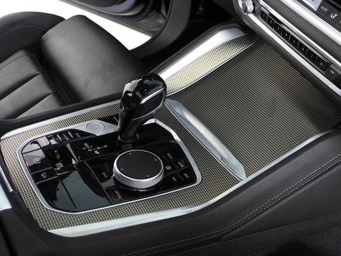 Used 2021 BMW X6 xDrive40i w/ M Sport Package image 15