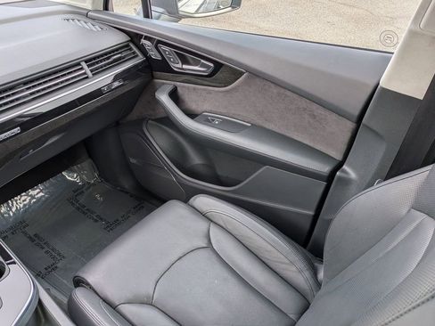Used 2019 Audi Q7 3.0T Prestige w/ Prestige Package image 17