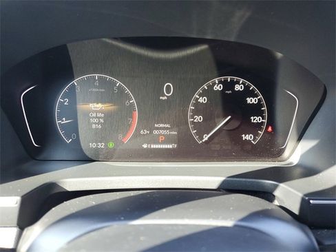 Used 2025 Honda Pilot EX-L image 18