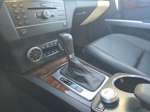 Used 2012 Mercedes-Benz GLK 350 4MATIC image 26
