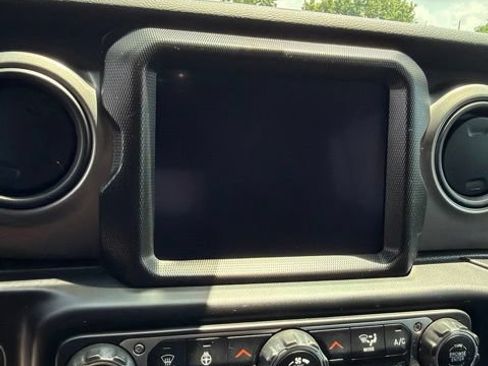 Used 2023 Jeep Wrangler Unlimited Sport AWD/4WD image 24