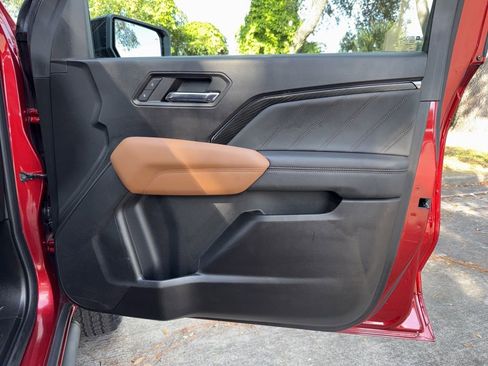 Used 2023 GMC Canyon AT4 w/ AT4 Premium Package image 20