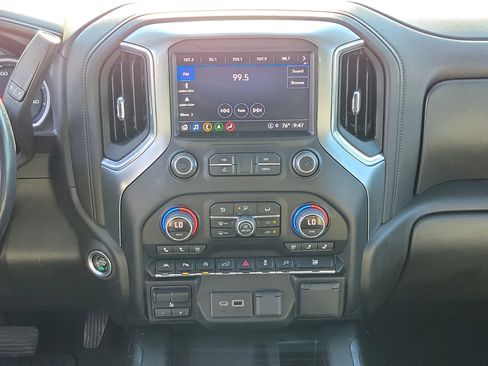 Used 2022 Chevrolet Silverado 1500 LTZ w/ LTZ Premium Package image 19