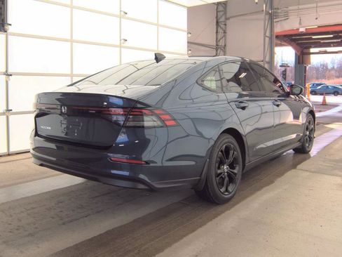 Used 2025 Honda Accord SE image 4