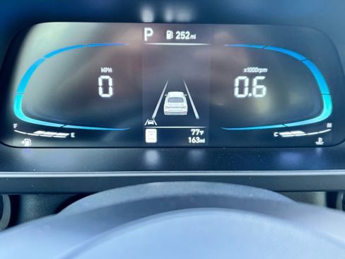 New 2026 Hyundai Elantra Sport FWD image 12