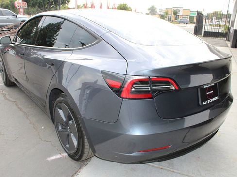 Used 2023 Tesla Model 3 Standard Range image 12