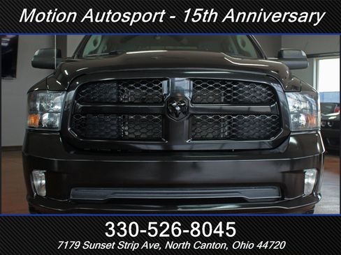 Used 2018 RAM 1500 Express w/ Wheel & Sound Group AWD/4WD image 3