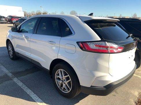 Used 2022 Ford Edge SEL image 3