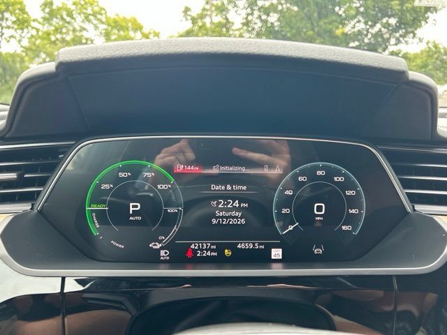 Used 2024 Audi Q8 e-tron Prestige w/ Prestige Package AWD/4WD image 16