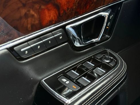 Used 2017 Jaguar XJ L Portfolio image 24