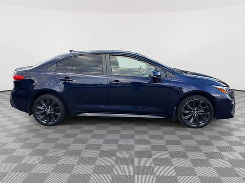 Used 2024 Toyota Corolla SE FWD image 5
