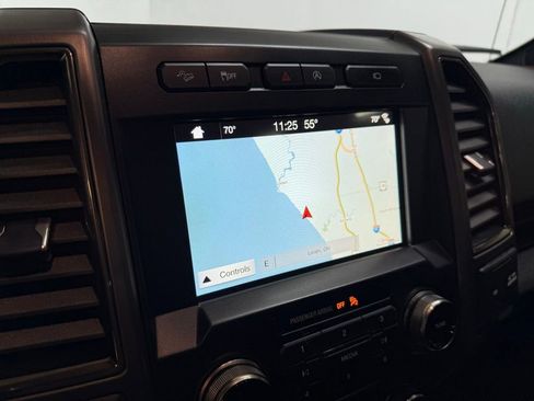 Used 2017 Ford F150 Raptor w/ Equipment Group 802A Luxury image 20