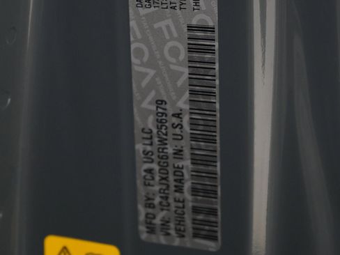 Used 2024 Jeep Wrangler Willys image 29