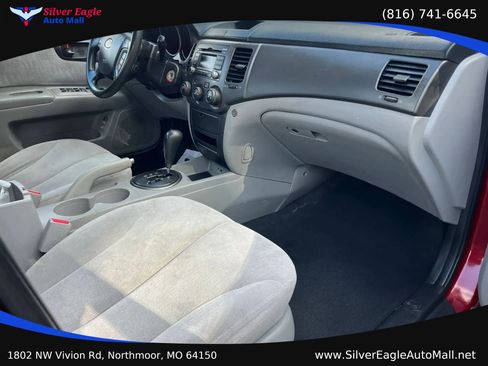 Used 2009 Kia Optima LX FWD image 7