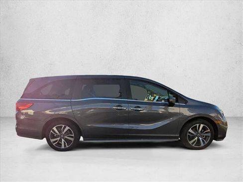 Used 2023 Honda Odyssey Touring image 5