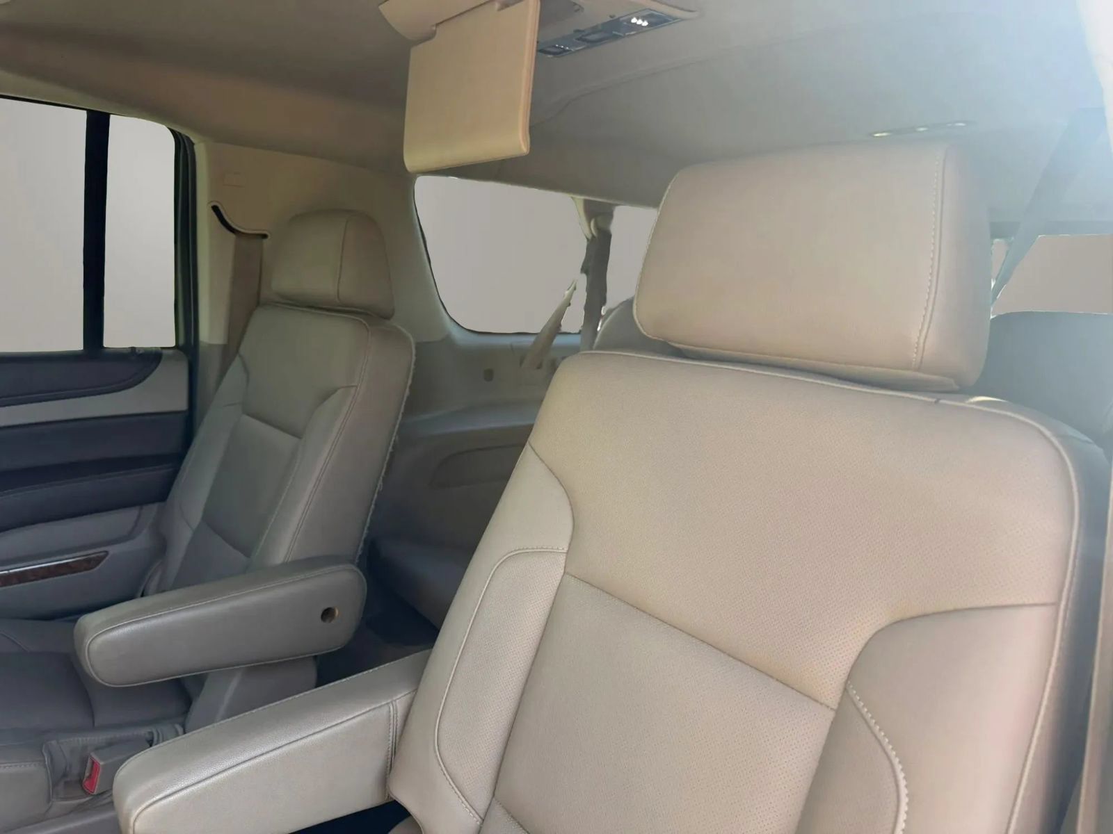 Used 2015 Chevrolet Suburban LTZ AWD/4WD image 38