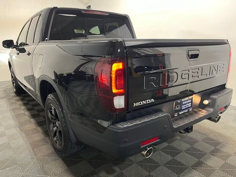 Used 2025 Honda Ridgeline Black Edition image 22