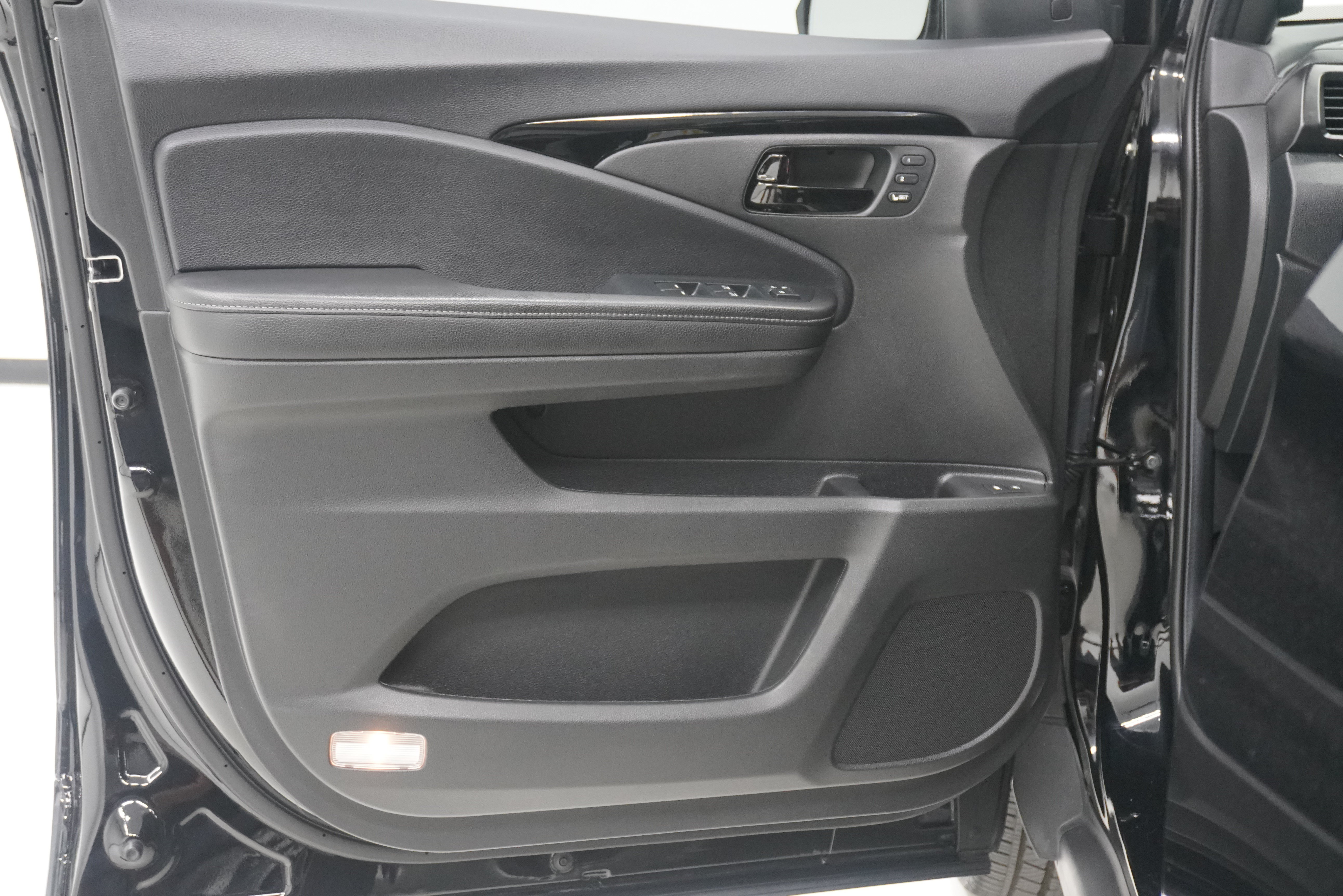 Used 2022 Honda Passport Elite image 15
