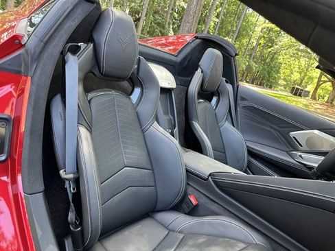 Used 2024 Chevrolet Corvette Z06 w/ Z07 Performance Package RWD image 27