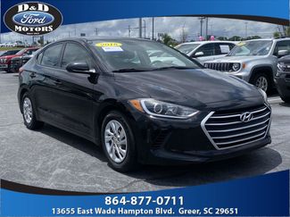Used 2018 Hyundai Elantra SE FWD video 1