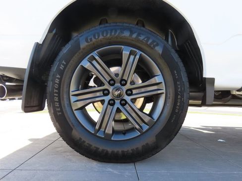 Used 2023 Ford F150 XLT w/ Equipment Group 302A High image 30