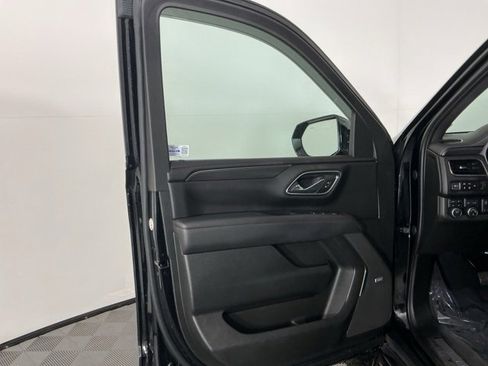 Used 2023 Chevrolet Tahoe RST image 13