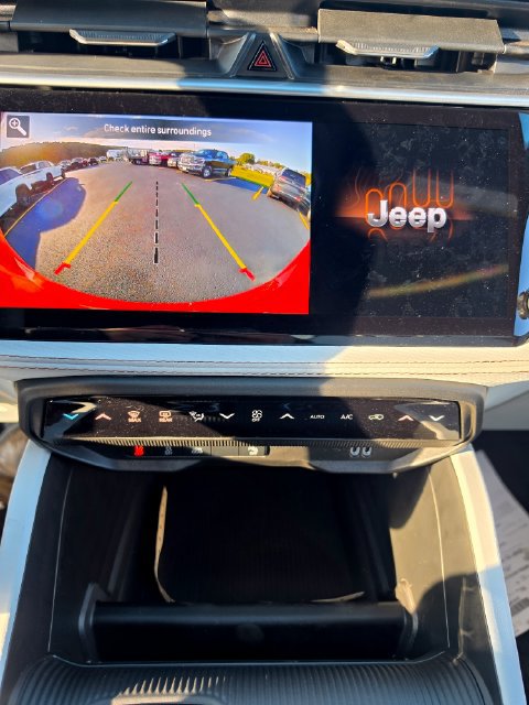 New 2026 Jeep Cherokee Limited AWD/4WD image 19