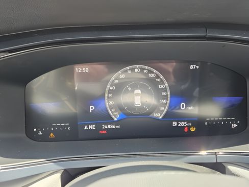 Certified 2023 Volkswagen Taos SE FWD image 20