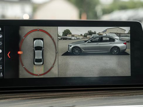 Used 2017 BMW 530i xDrive 530i xDrive Sedan 4D image 33