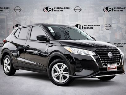 Used 2025 Nissan Kicks Play S