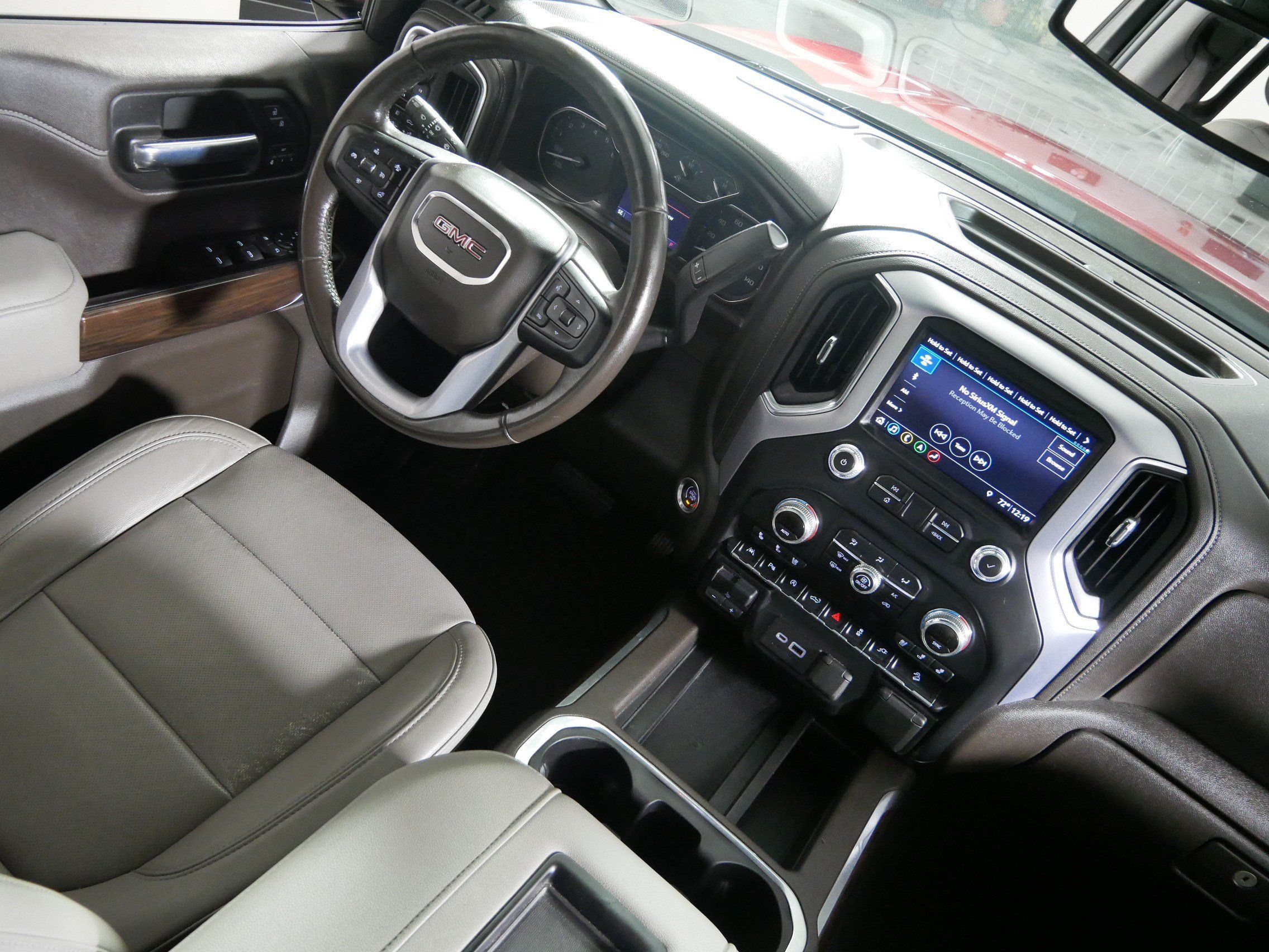 Used 2019 GMC Sierra 1500 SLT w/ SLT Premium Plus Package AWD/4WD image 9