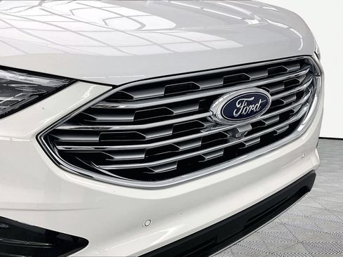 Certified 2023 Ford Edge Titanium w/ Equipment Group 301A AWD/4WD image 28