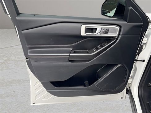 Used 2020 Ford Explorer ST image 5