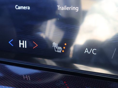 New 2026 Chevrolet Traverse Z71 w/ Enhanced Driving Package image 29