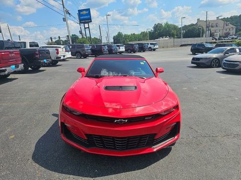 Used 2023 Chevrolet Camaro SS RWD image 3