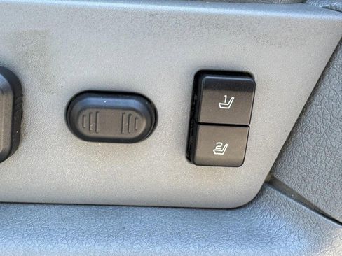 Used 2011 Ford F150 Lariat Limited RWD image 26
