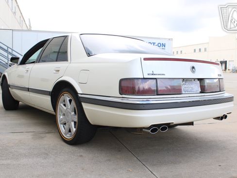 Used 1996 Cadillac Seville SLS FWD image 23