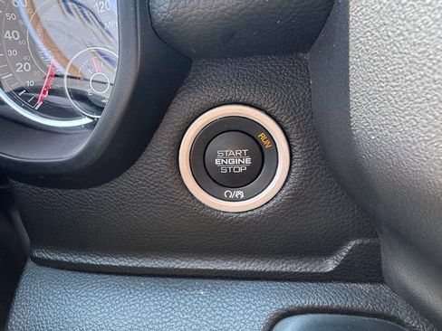 Used 2024 RAM 1500 Big Horn AWD/4WD image 17