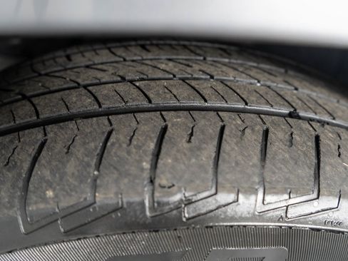 Used 2018 Dodge Grand Caravan SXT image 25