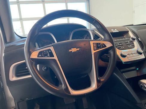 Used 2010 Chevrolet Equinox LT image 14