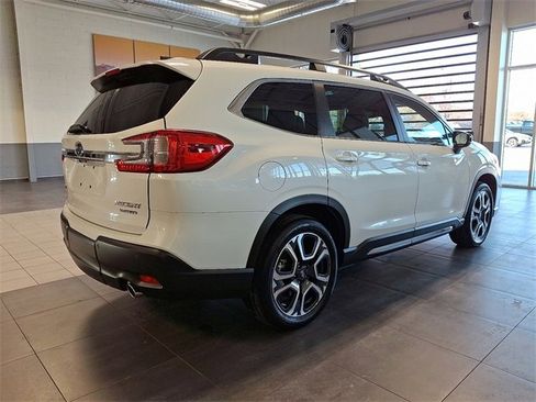 Certified 2025 Subaru Ascent Limited w/ Popular Package #2 image 6