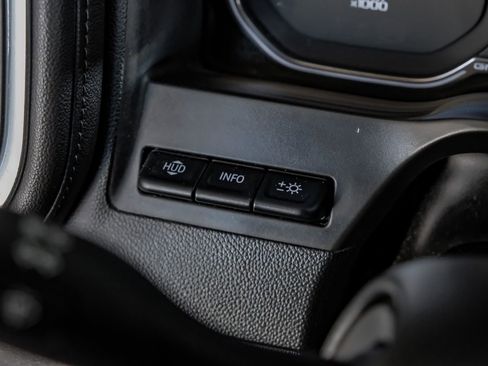 Used 2022 GMC Sierra 2500 Denali w/ Denali Ultimate Package image 27