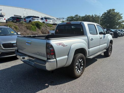 Used 2006 Toyota Tacoma PreRunner w/ TRD Off-Road Pkg #1 RWD image 4
