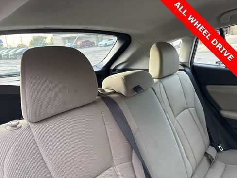 Used 2018 Subaru Impreza 2.0i Premium image 26