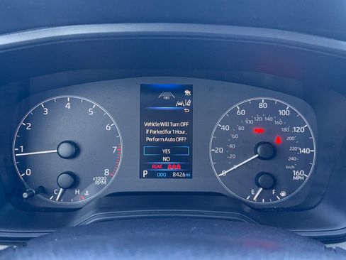 Used 2025 Toyota Corolla Cross LE image 16