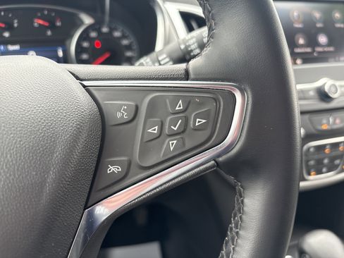 Used 2024 Chevrolet Equinox LT image 19